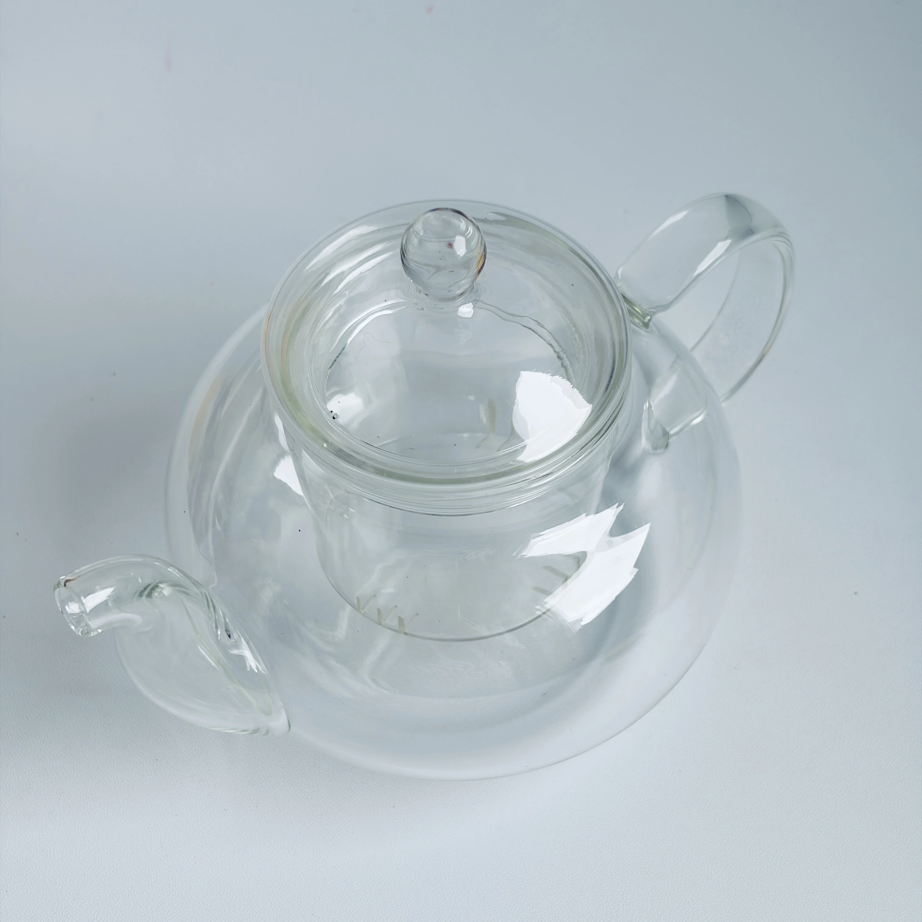Premium glass teapot with infuser