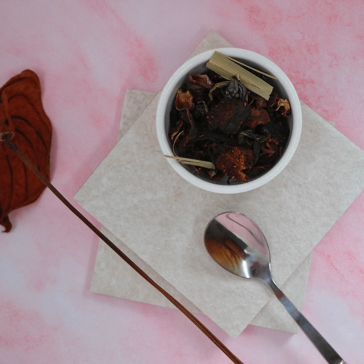 Hibiscus Strawberry Lemongrass Tea: hibiscus, dried strawberry pieces and lemongrass