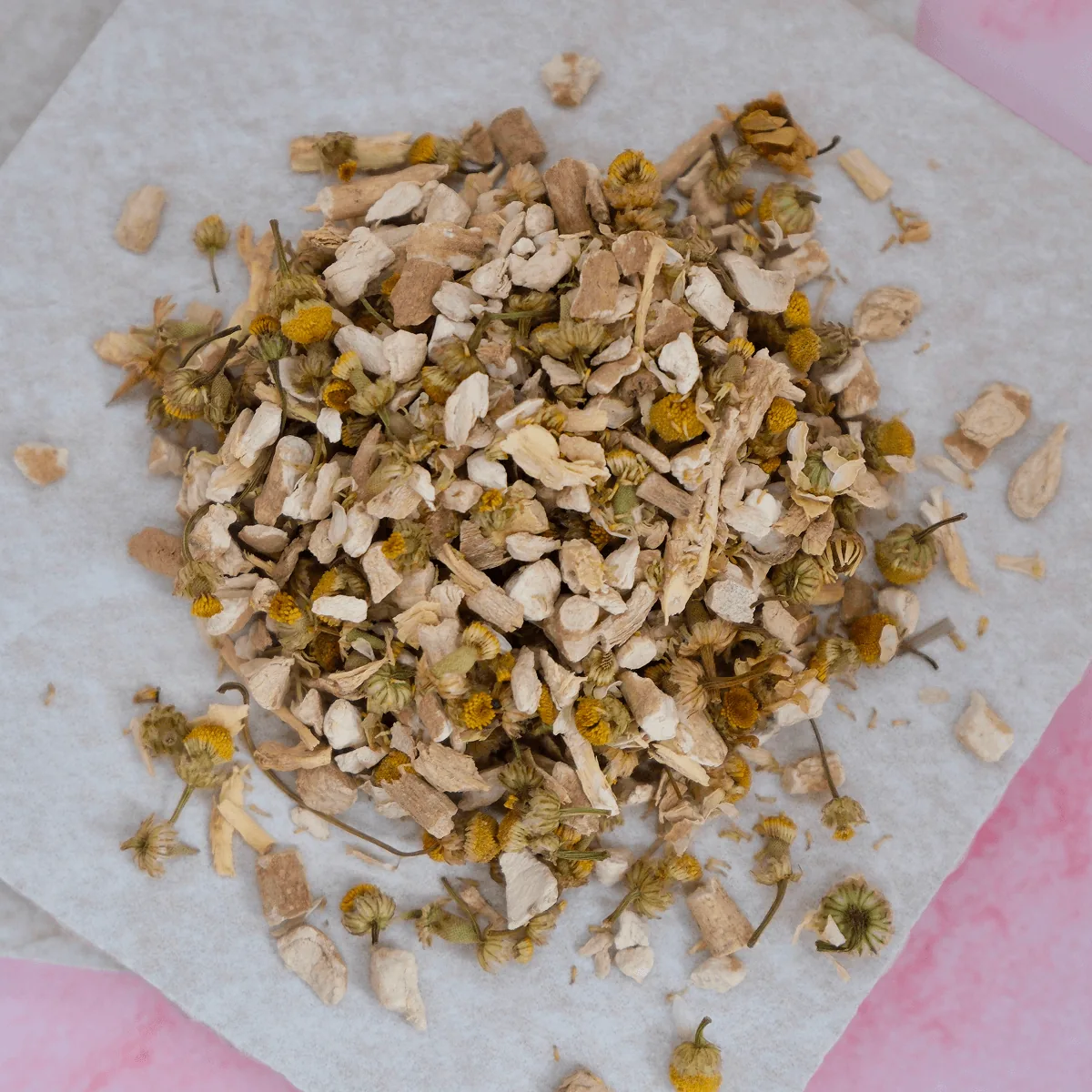 Sleep Blend loose leaf tea with chamomile flowers and ashwagandha root