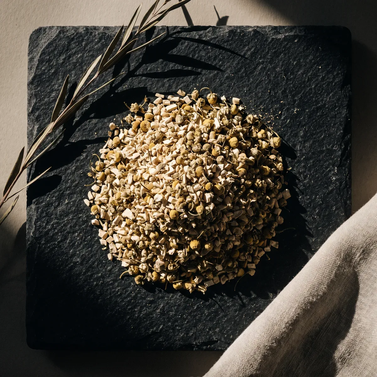Sleep Blend loose leaf tea with chamomile flowers and ashwagandha root